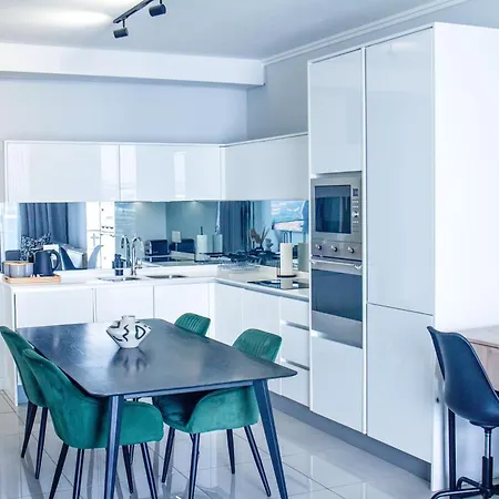 Executive Apartment At Ellipse Waterfall Midrand Exterior photo