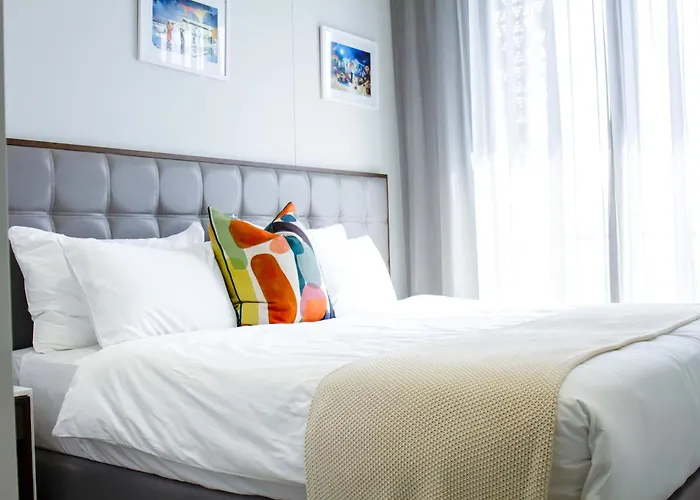 Executive Apartment At Ellipse Waterfall